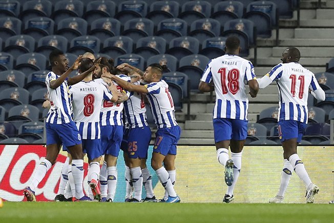 image Lightning strikes twice as Porto stun sloppy Juventus