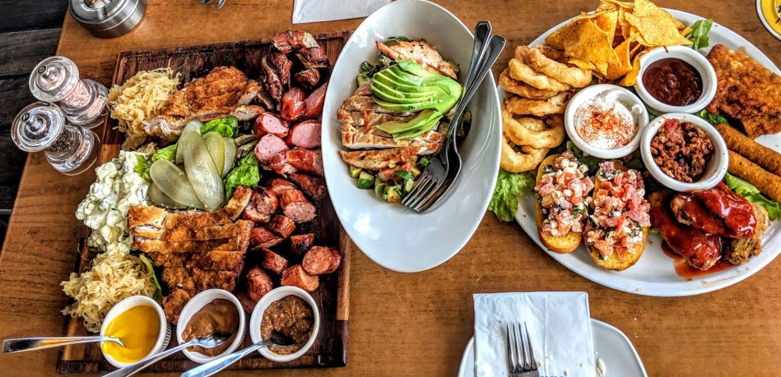image Restaurant review: The Ship Inn, Limassol
