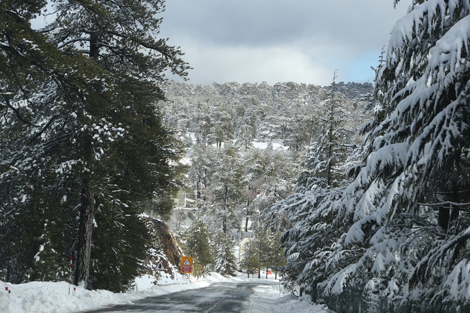 image Some mountain roads open only to 4X4s and vehicles with snow chains