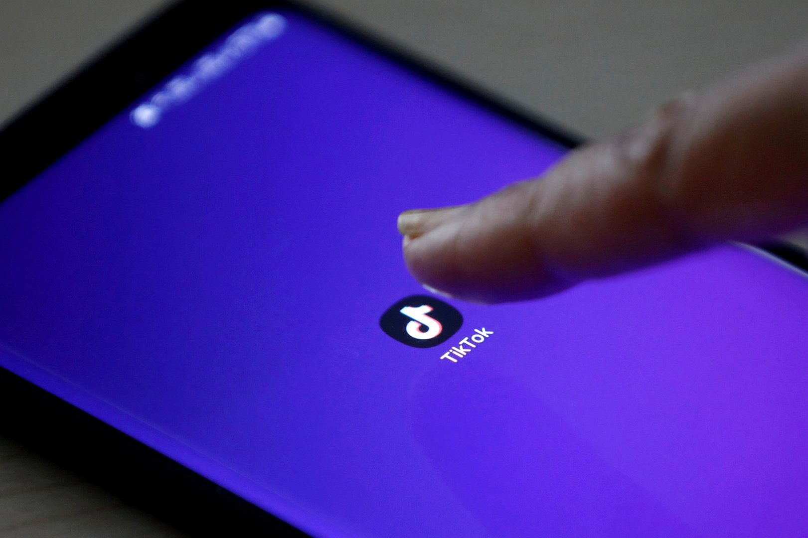 image TikTok fails to protect children say EU consumer groups