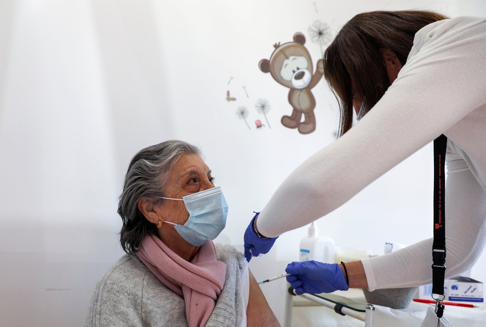 image Coronavirus: Vaccination portal opens for those aged 83 and over
