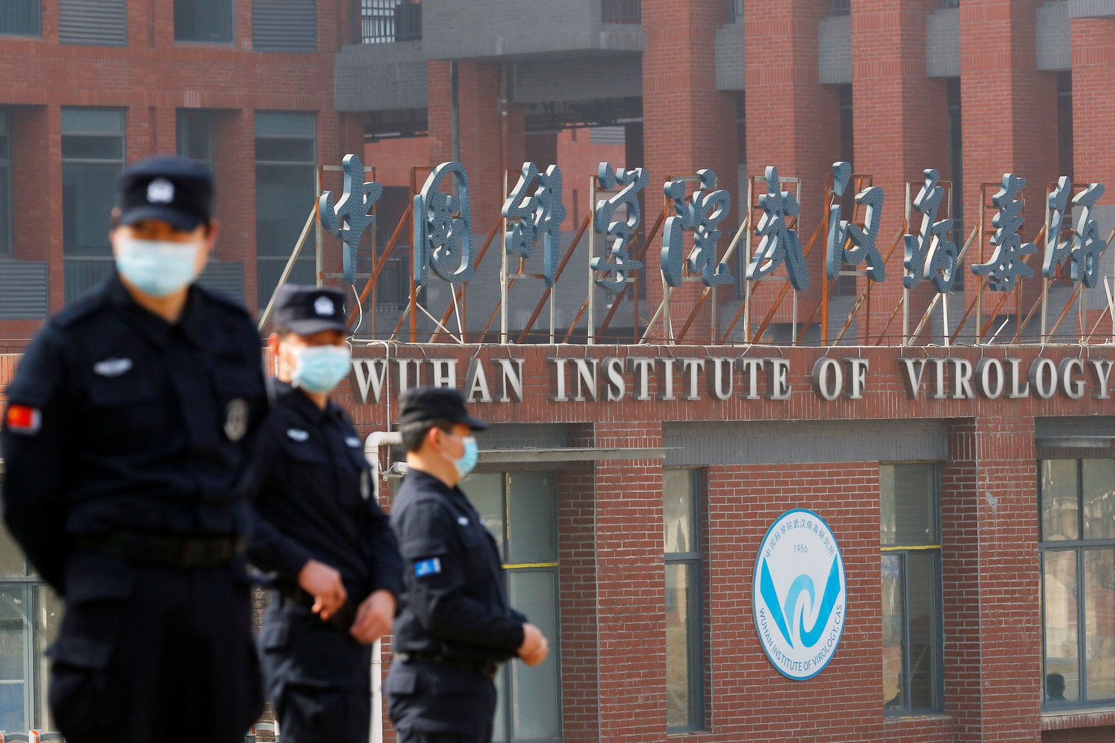 image WHO team probing Covid-19 visits Wuhan lab, meets &#8216;Bat Woman&#8217;