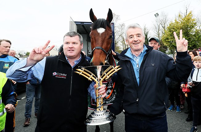 image Elliott barred from racing in Britain pending dead horse probe