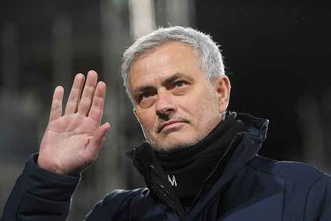image Mourinho looking to mark career milestone with trophy for Spurs