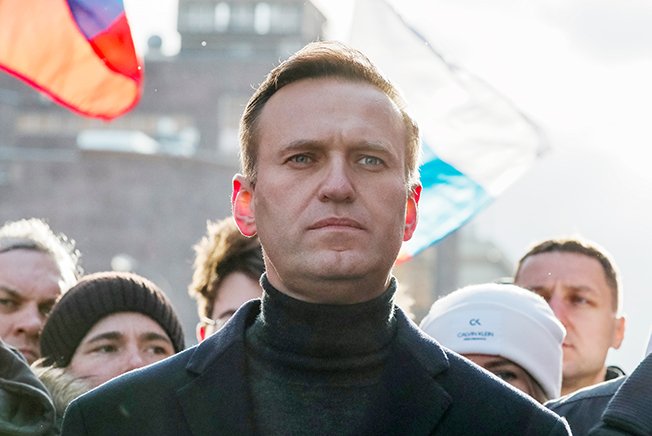 image Russian prison threatens to force feed hunger-striking Kremlin critic Alexei Navalny
