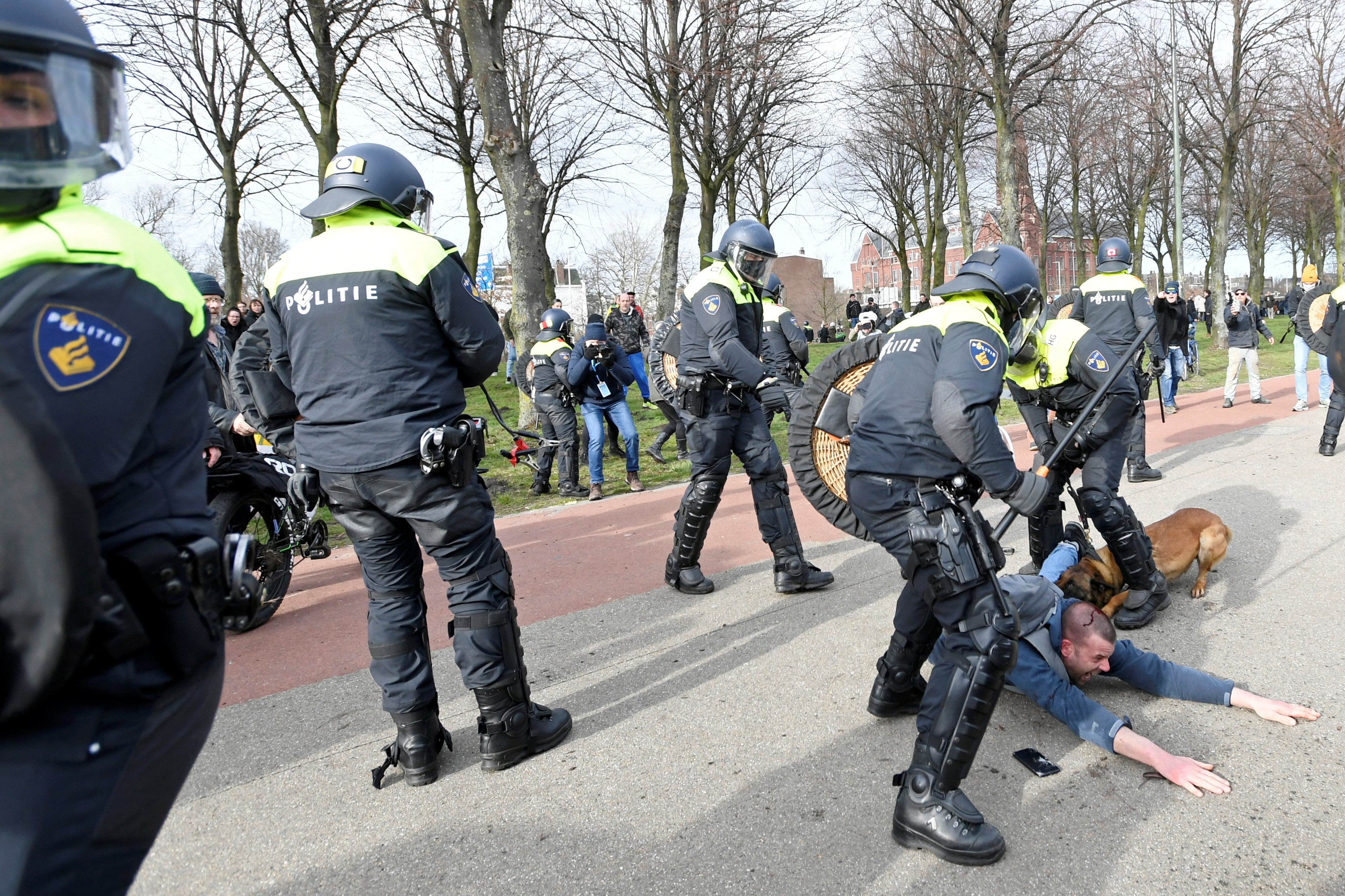 image Dutch police break up anti-lockdown protest ahead of election