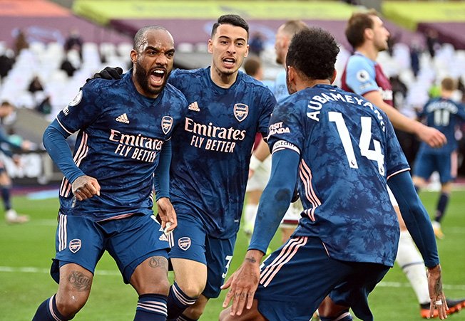 image Arsenal come from 3-0 down to rescue point at West Ham
