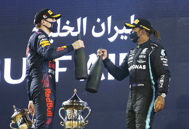 image Hamilton holds off Verstappen in epic Bahrain opener