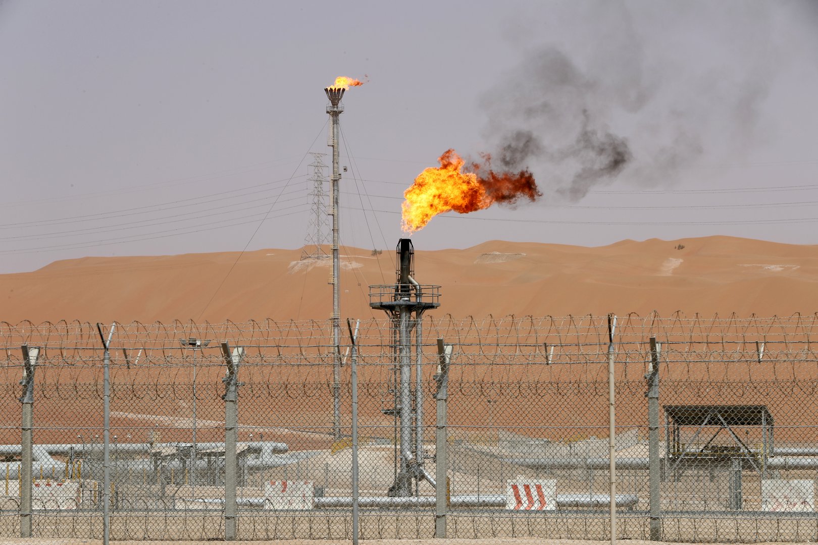 image Yemen&#8217;s Houthis say they fired missile at Saudi Aramco site in Jeddah