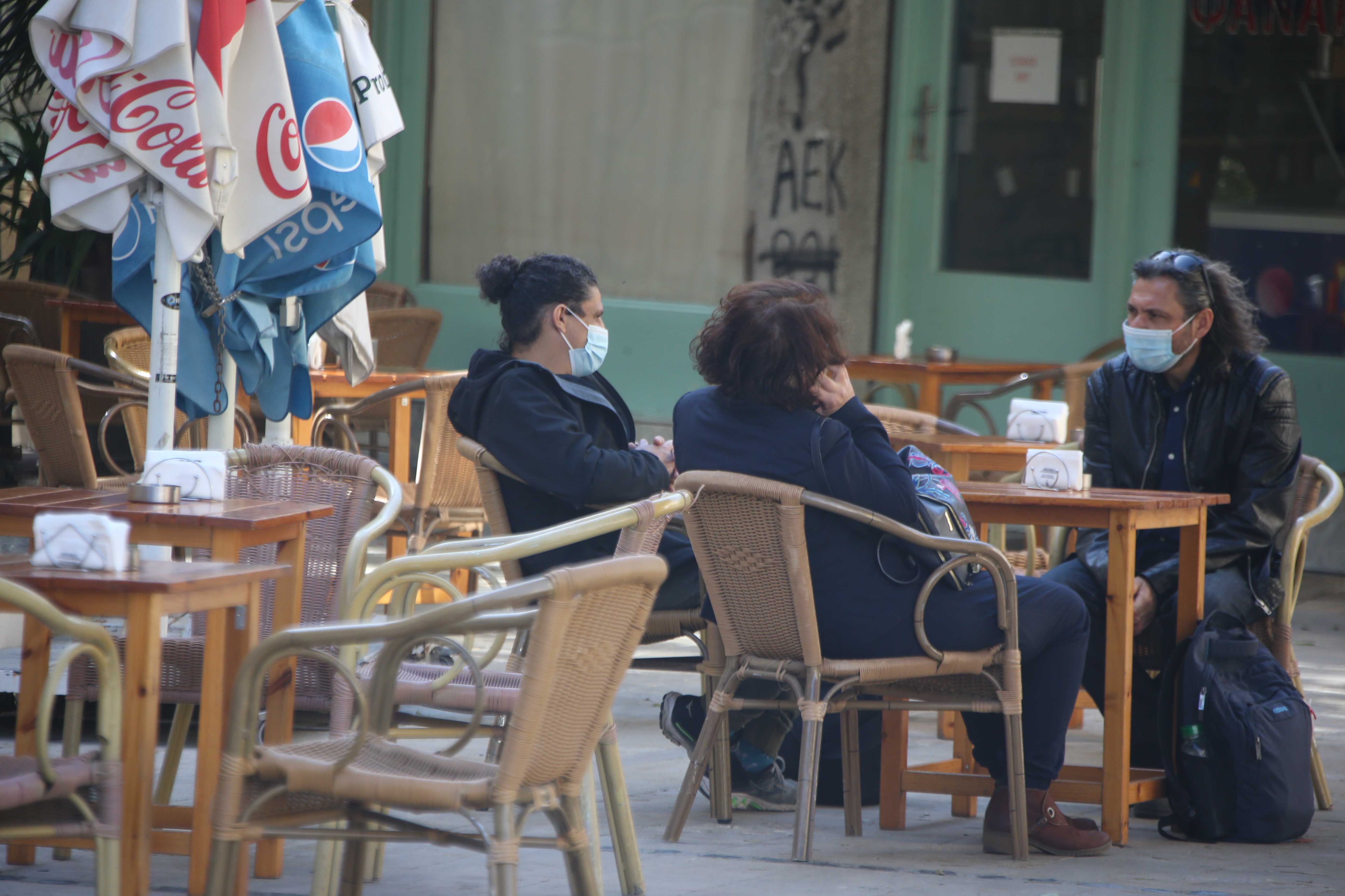 image Coronavirus: Café, bar owners happy to be serving first drinks