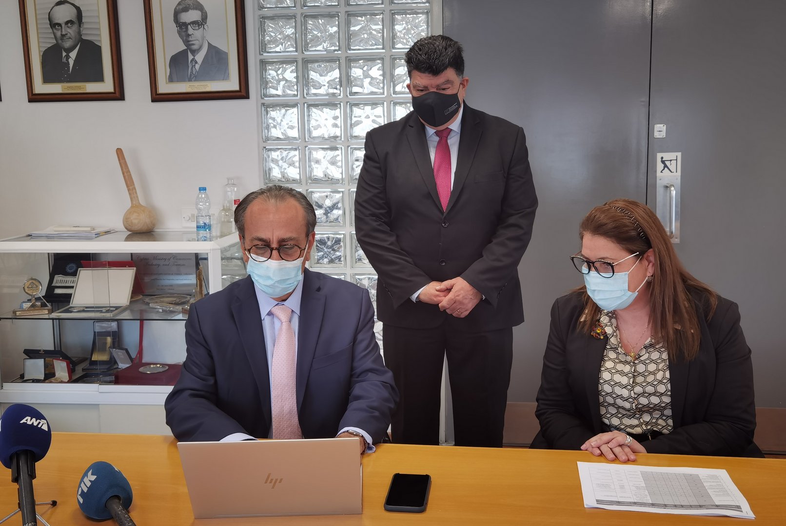image Coronavirus: 260 designated ‘Covid cops’ chosen to check on businesses 