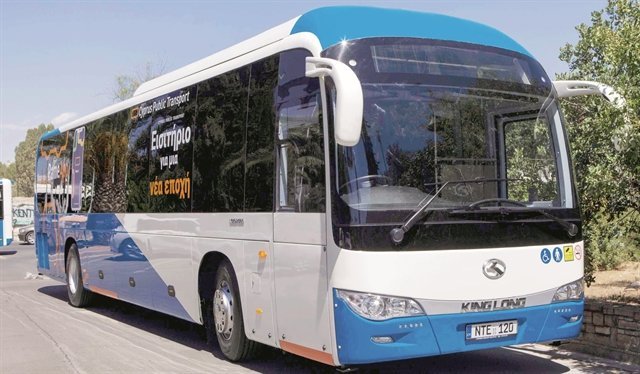 image Public thumbs up for bus system, survey shows