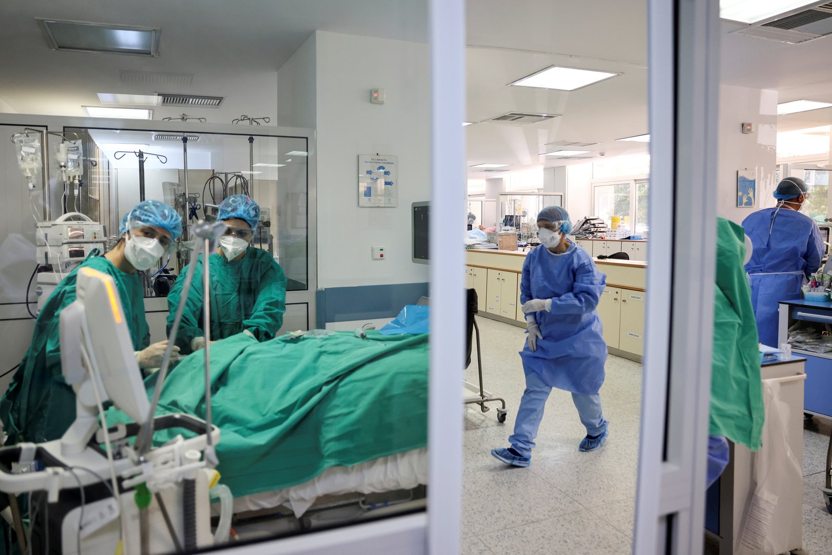 image Coronavirus: Highest number of hospital patients