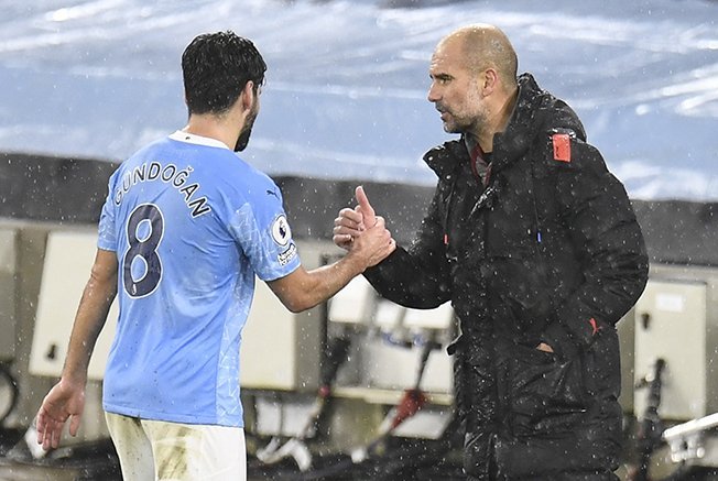 image Man City&#8217;s Guardiola, Gundogan bag Premier League honours again