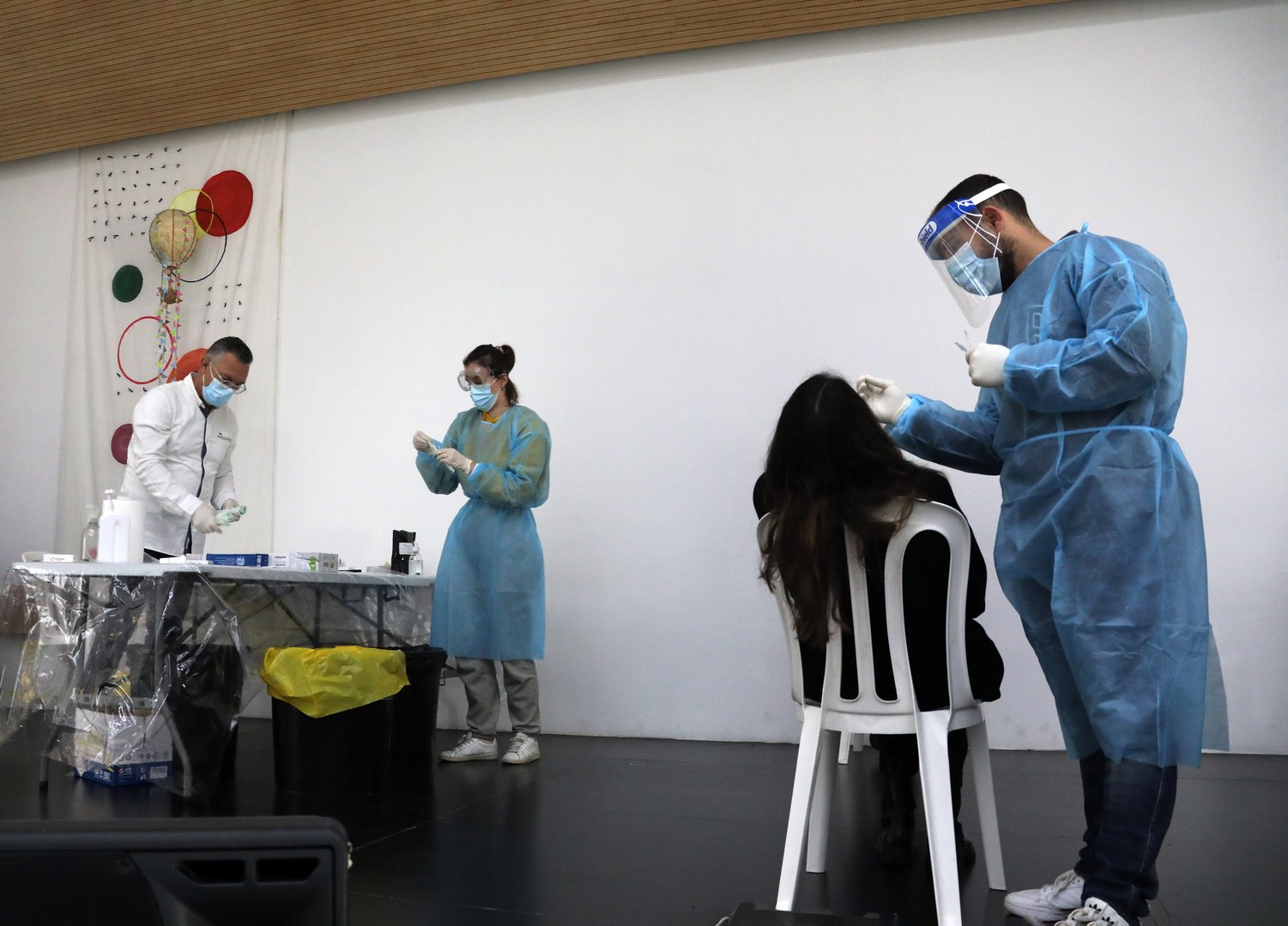 image Coronavirus: Parents file lawsuit against testing on pupils