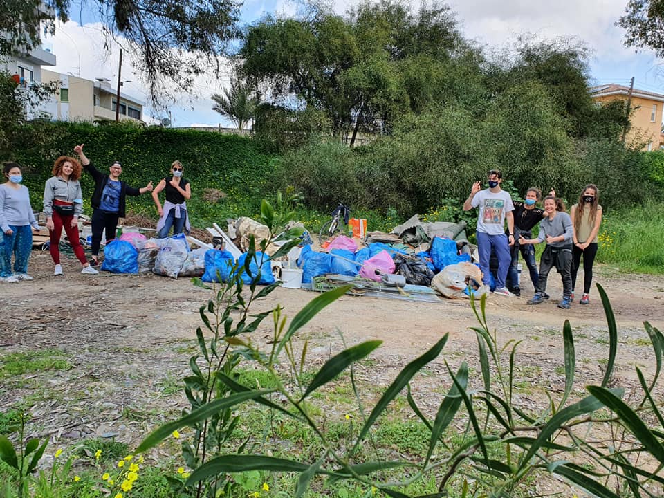 image Save Your Hood group tackles Pedieos riverbed