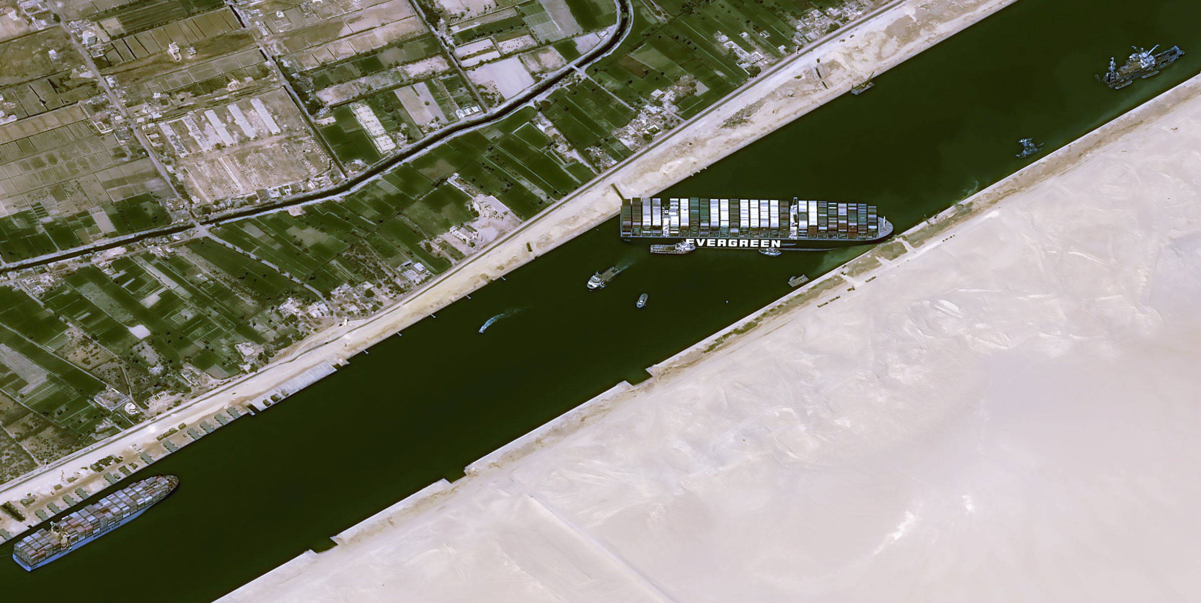 image Turkey, eyeing better Egypt ties, offers help with Suez jam