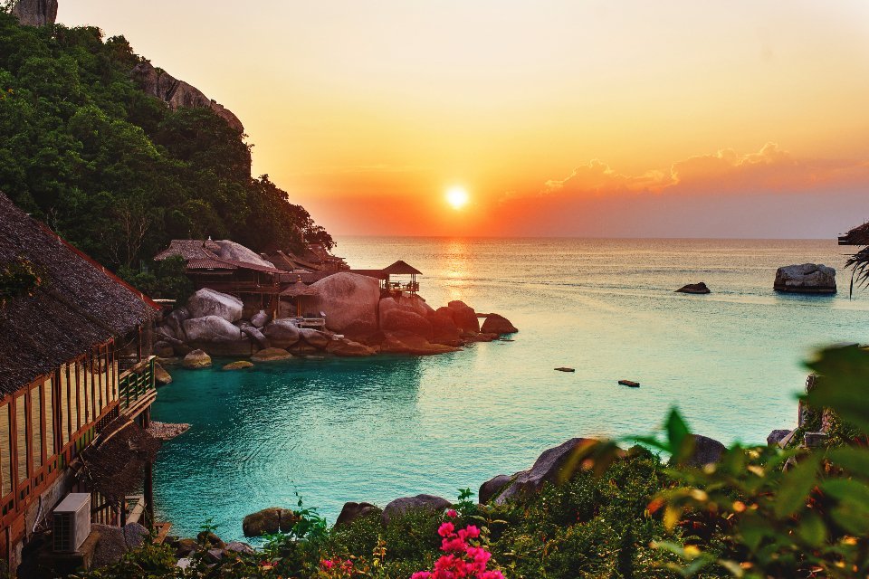 image COVID-19 travel insurance becoming a vacation staple