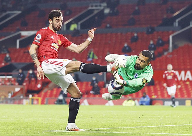 image United &#8216;made for trophies&#8217; and semi-finals not enough, says Fernandes