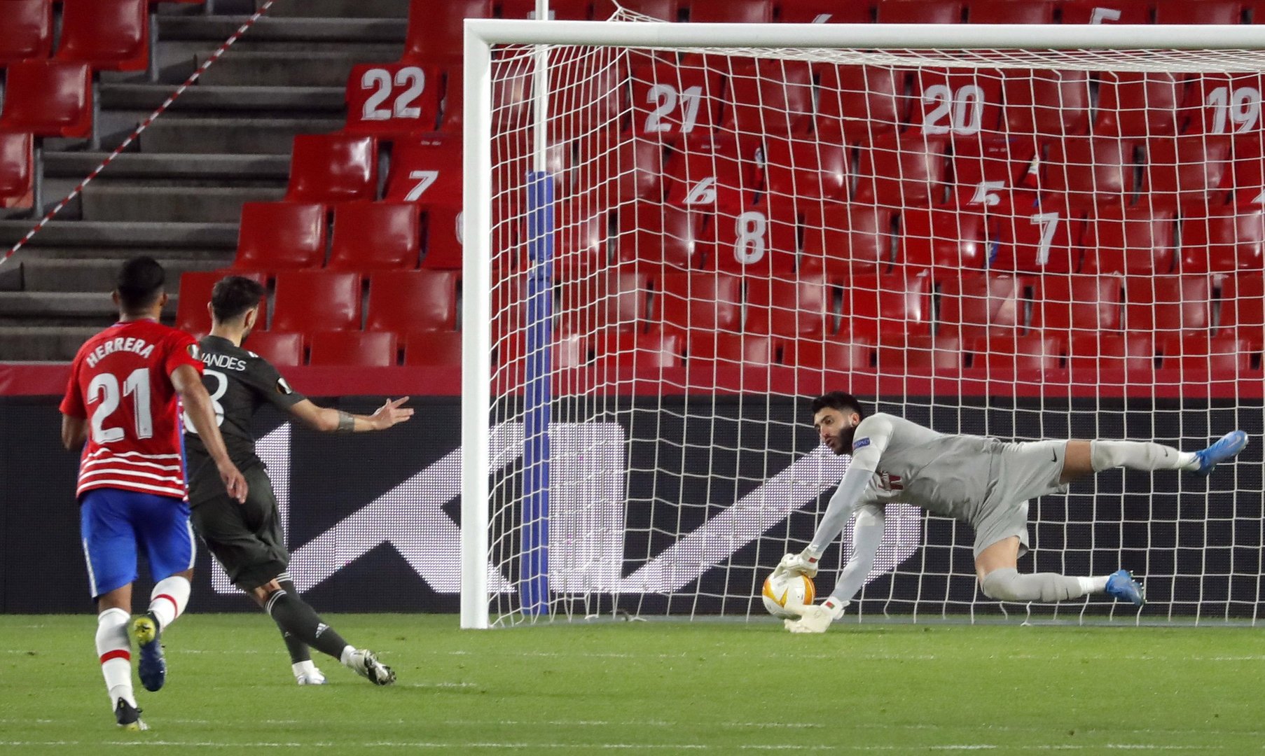 image Rashford and Fernandes give United one foot in Europa semis