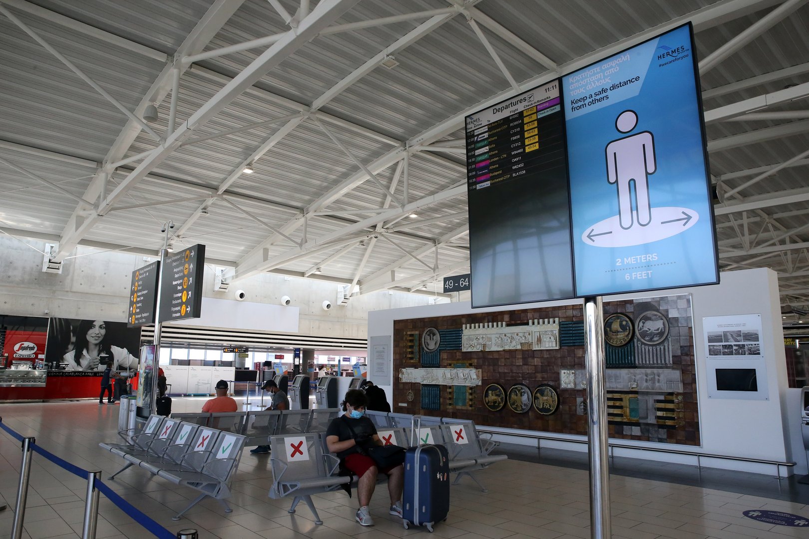 image Fifteen more Cypriots from Ukraine, including minors return safely