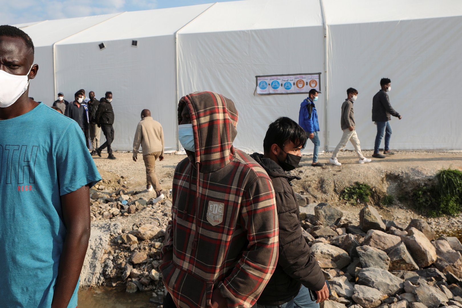 image Greece accuses Turkey of trying to provoke it with migrant boats