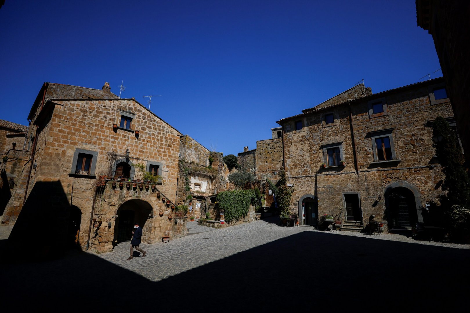 the italian hilltop town fighting not to die