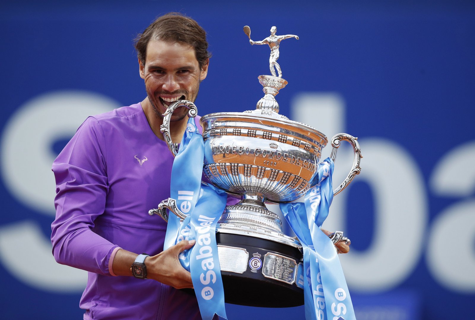 image Nadal outlasts Tsitsipas to claim 12th Barcelona Open title