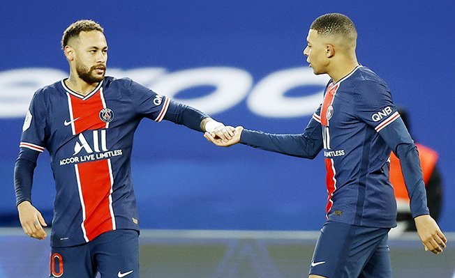 image City boss Guardiola wary of PSG attack before blockbuster