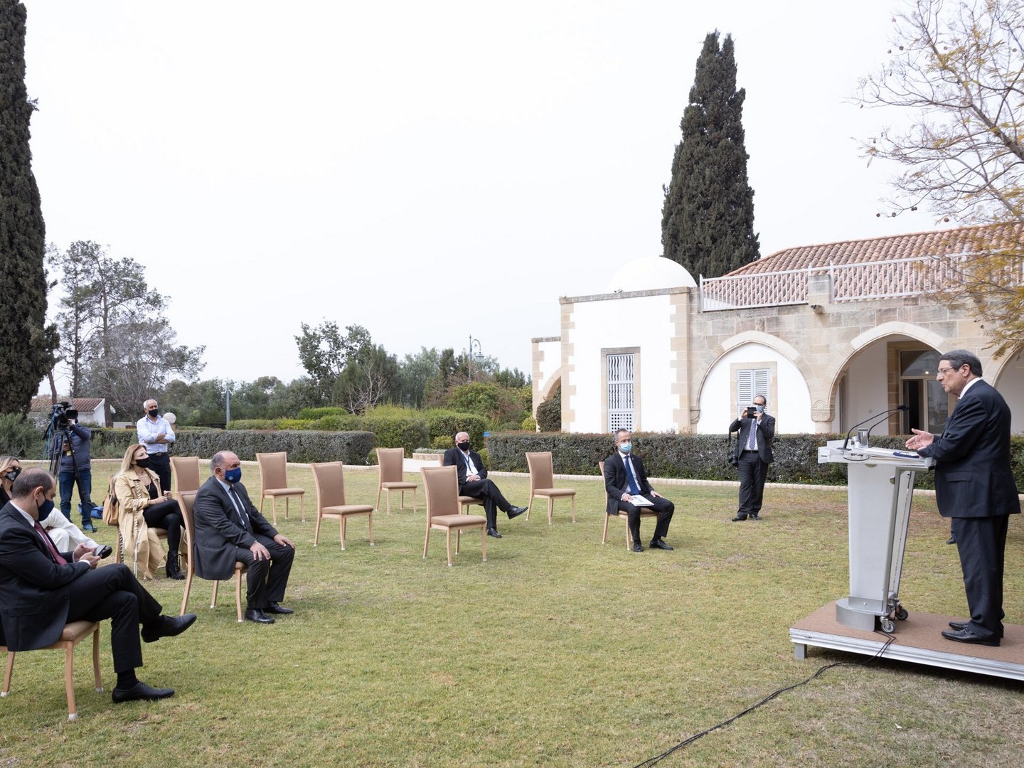 image Anastasiades launches virtual race