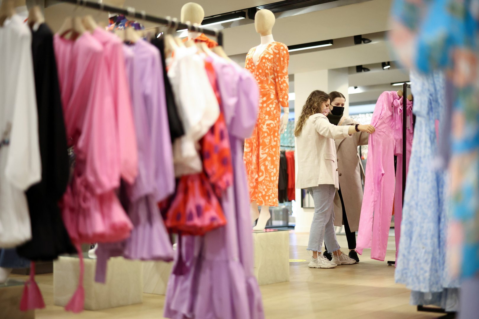 image UK economy, gearing up for recovery, grows more than expected in March