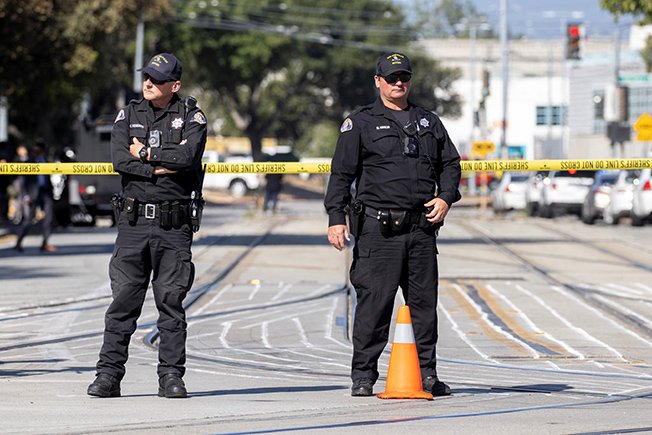 image Coronavirus: Police issue 27 fines for health and safety violations