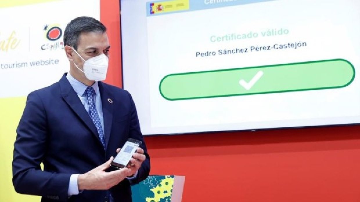 image EU Digital Covid Certificate presented as Spain opens up to Chinese, UK holidaymakers