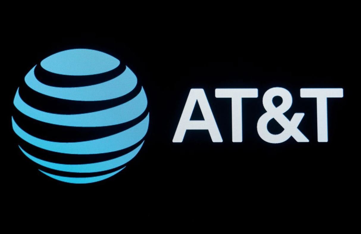 image AT&#038;T to bow out of media through $43 billion deal with Discovery