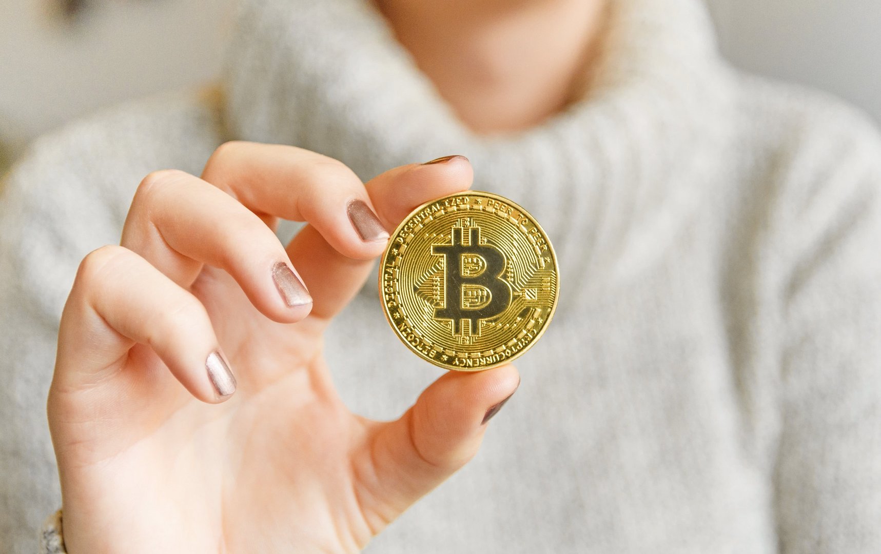 image Bitcoin moves higher again; analysts credit big-investor interest