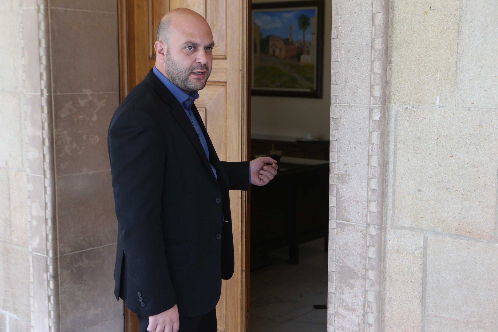 image Elam MPs reportedly walked out during minute silence for shipwreck victims
