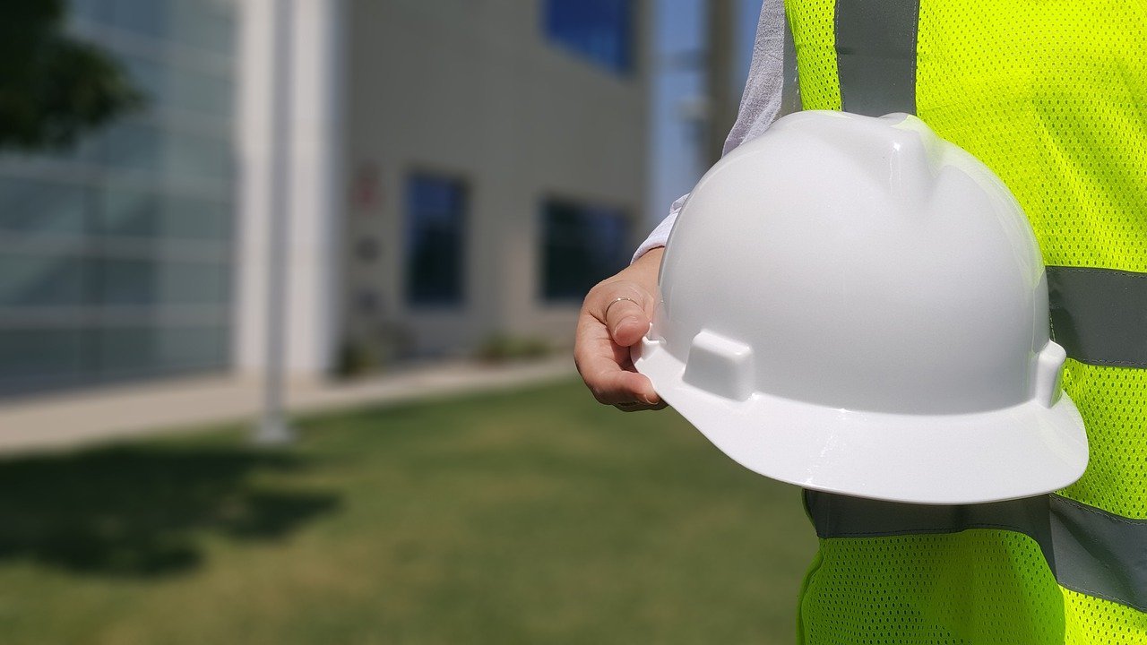 image Labour inspections to promote work safety