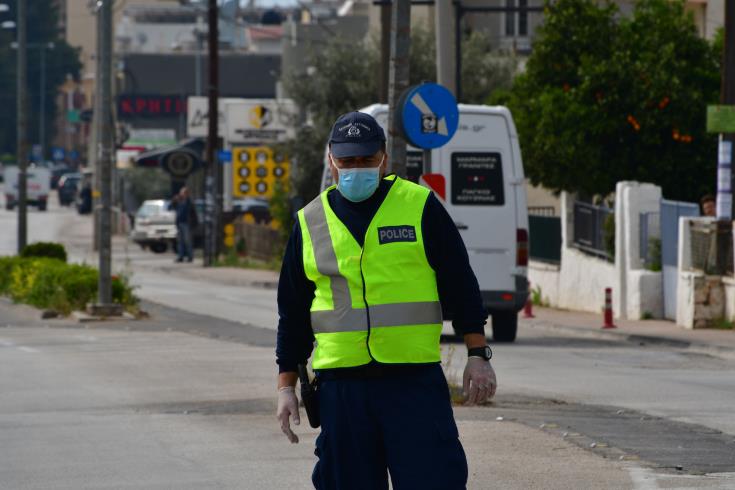 image Coronavirus: 112 booked, 8,365 checks