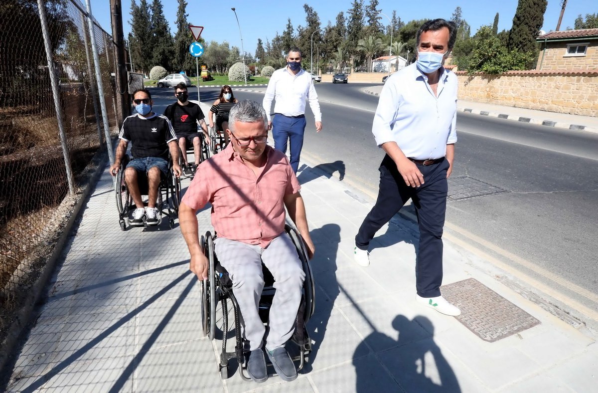 image Paraplegics give Kyriacou Matsi Ave the thumbs up