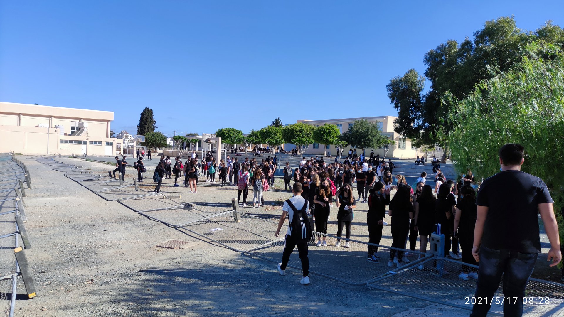image Coronavirus: Strike at overcrowded school also used as rapid test site