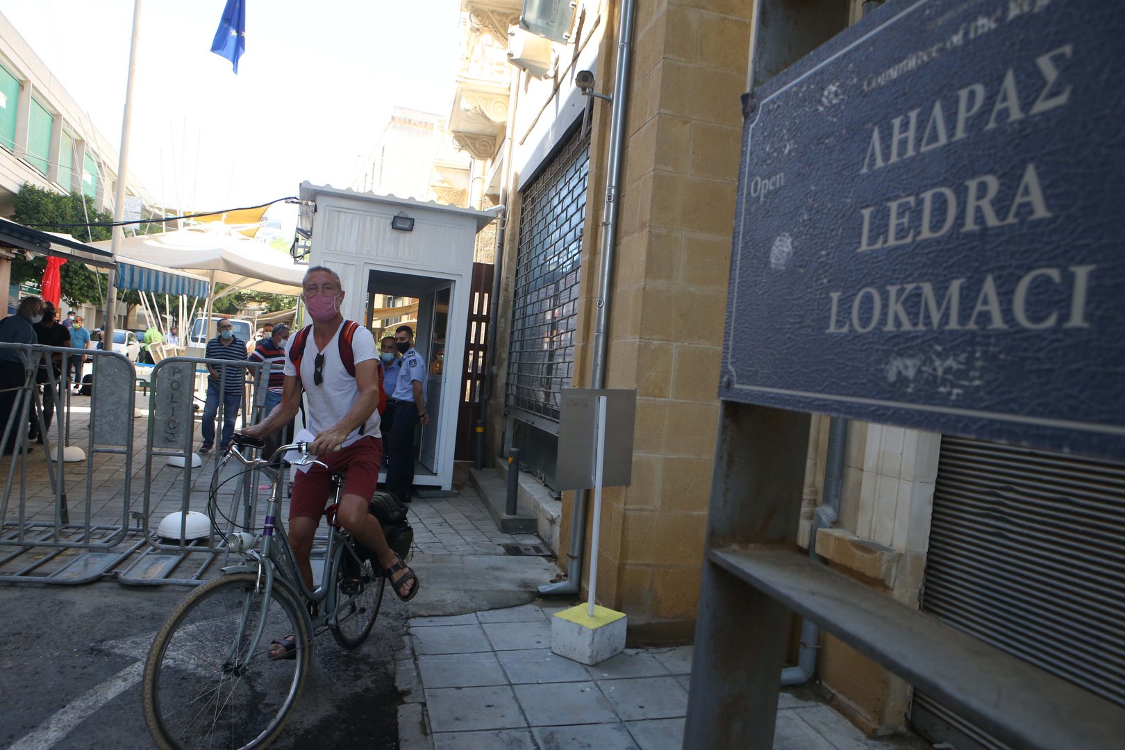 cover Crossing points a ‘crack in Cyprus’ dividing line’