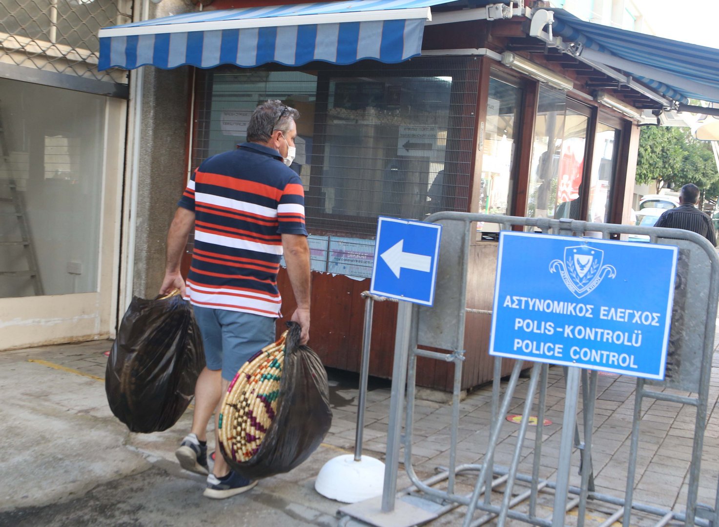 image Coronavirus: North not thinking of closing crossings