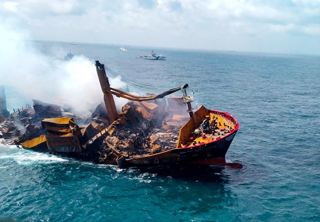 image Chemical cargo ship sinks off Sri Lanka, fouling rich fishing waters