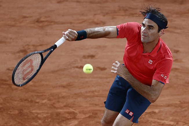 image Federer withdraws from French Open, Tsitsipas breezes through