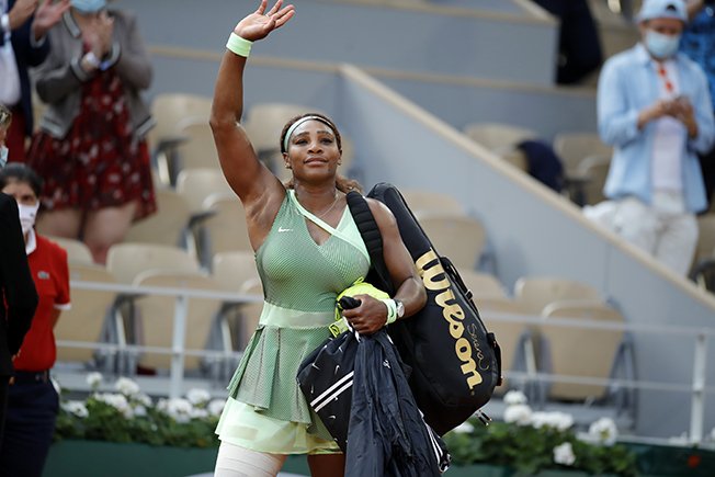 image Williams knocked out of French Open