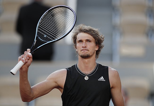 image Zverev canters into maiden French Open semi-final