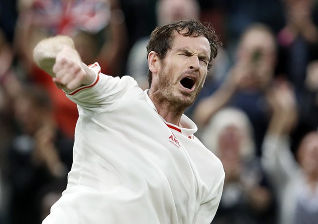 image Murray survives big wobble to make winning return at Wimbledon