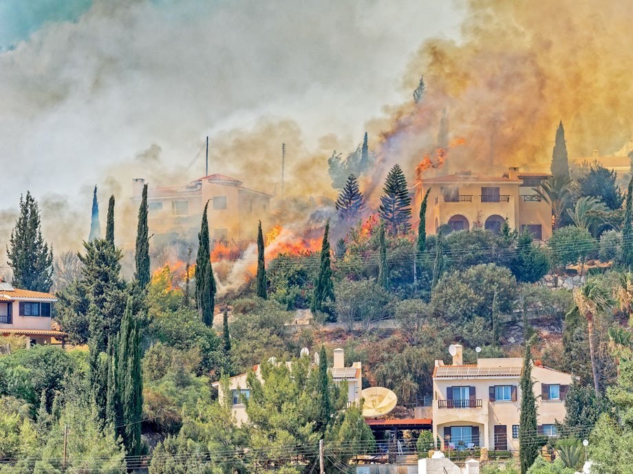 image Homes evacuated in Tala blaze, now under control  (Update 4)