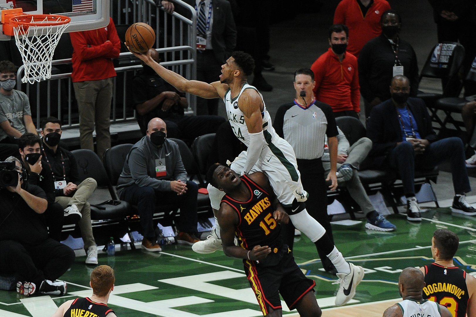 image Antetokounmpo leads the Milwaukee Bucks to series-levelling victory