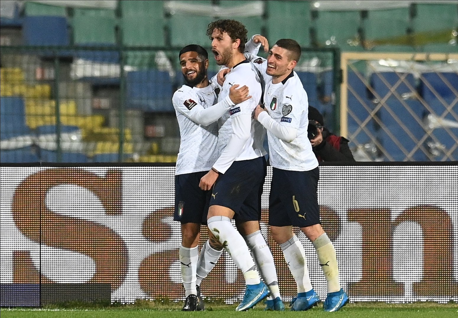 image Verratti or Locatelli? Italy boss Mancini faces major midfield dilemma